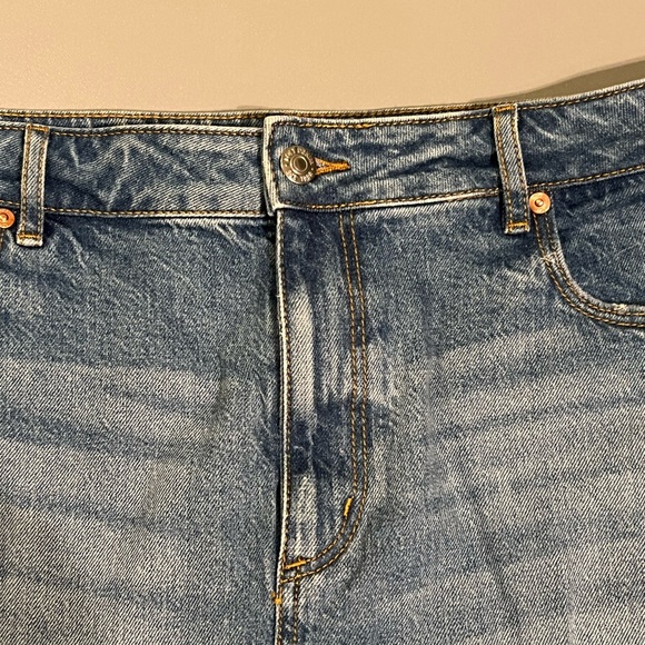 Loft Denim Skirt 14 **NWT** - Picture 2 of 4